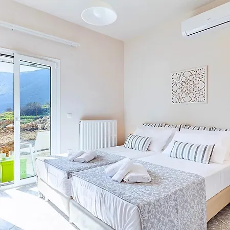Fuer 12 Personen In Kournas, Kreta West Kreta Holiday home *